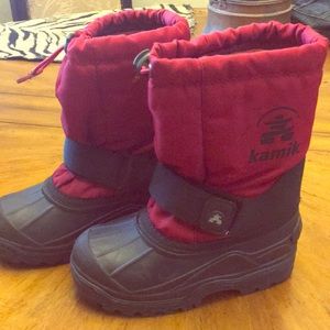Boys/girls KAMIK snow/winter boots. Size 11